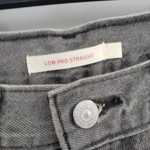 NEW Levis Size 28,29 Womens Low Pro Straight Jean Gray Splatter Acid Wash‎ Bl - Picture 6 of 8